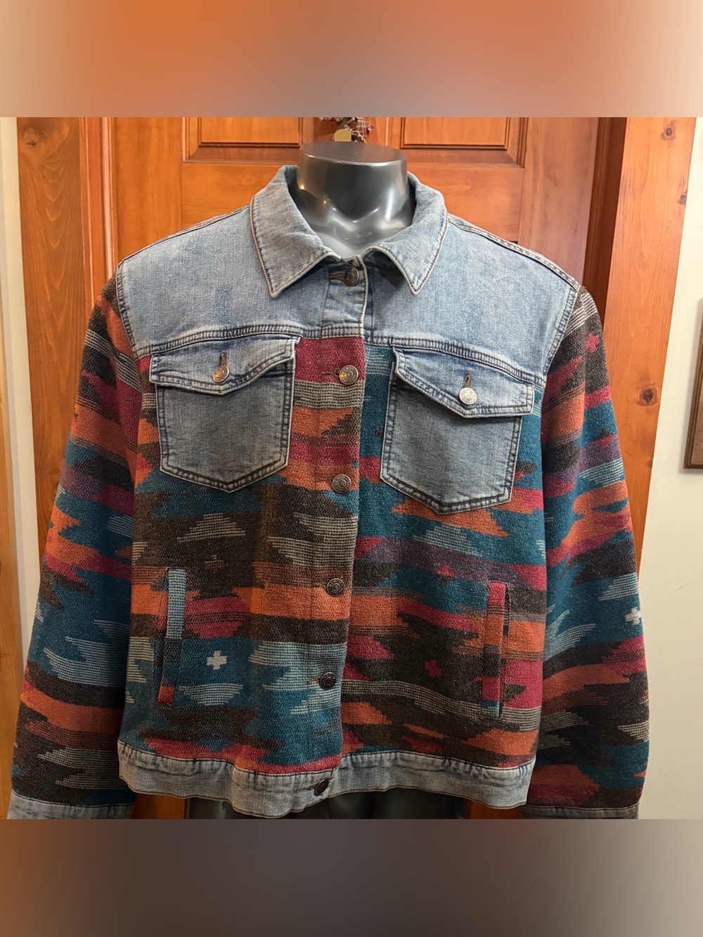EST 1946 Denim Trucker Jacket 26/28 Red Blue Southwestern Aztec Plus Boho Fall